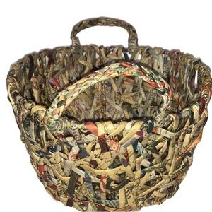 Unbranded BIG Fiber Art Basket Foreign Newspaper Metal Structured Handled Basket